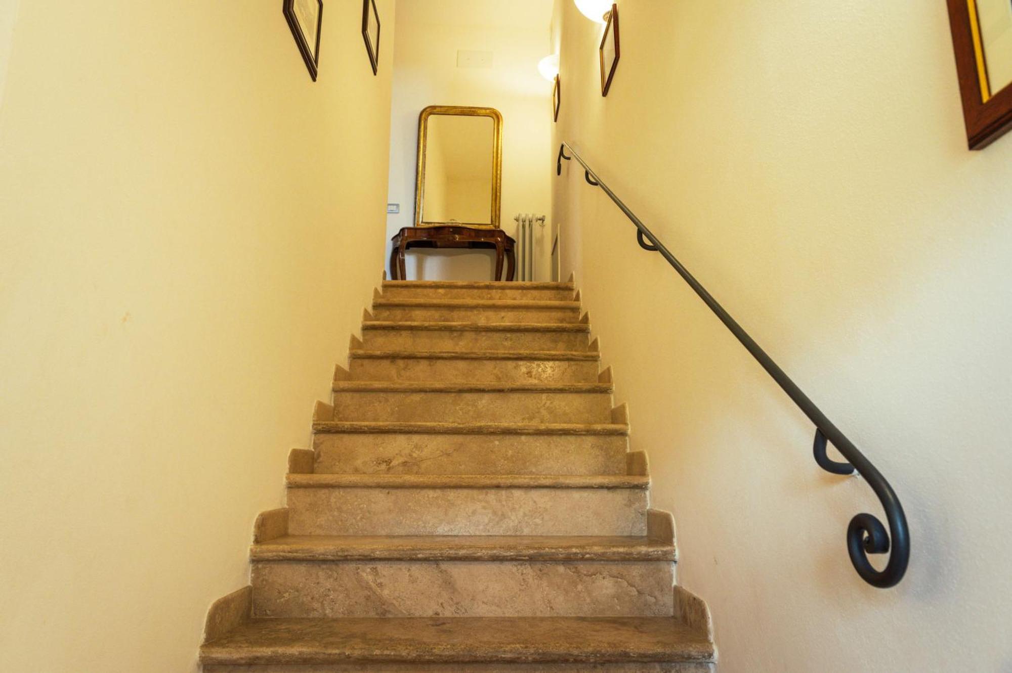 Agriturismo Casal Gheriglio Lucignano Luaran gambar