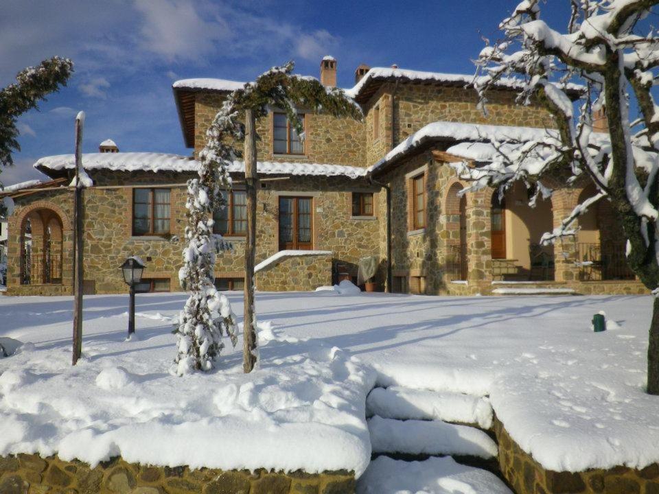 Agriturismo Casal Gheriglio Lucignano Luaran gambar