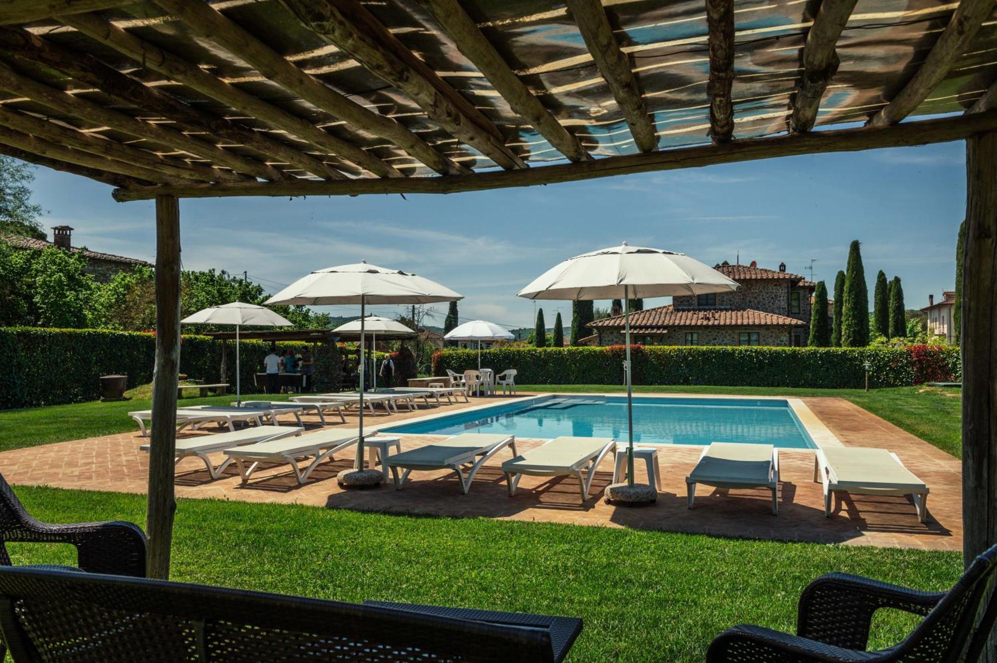 Agriturismo Casal Gheriglio Lucignano Luaran gambar
