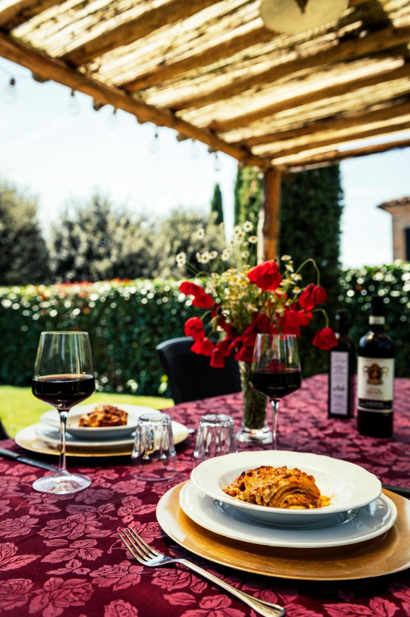 Agriturismo Casal Gheriglio Lucignano Luaran gambar