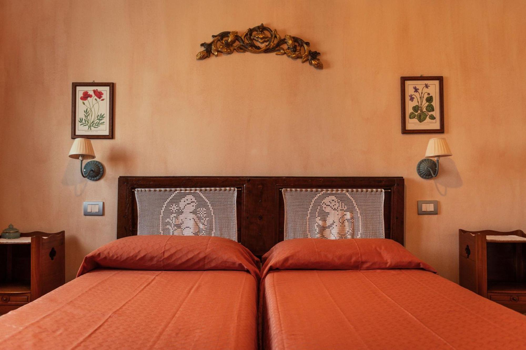 Agriturismo Casal Gheriglio Lucignano Luaran gambar