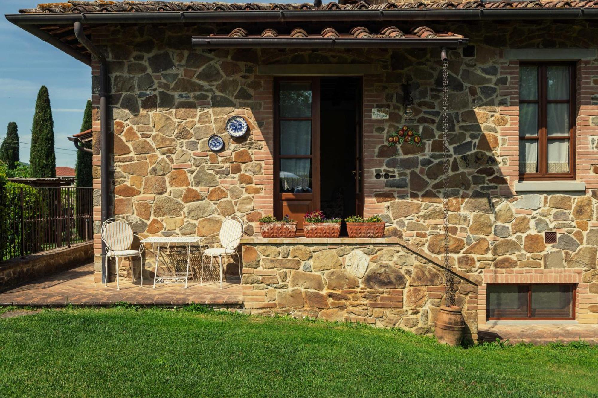 Agriturismo Casal Gheriglio Lucignano Luaran gambar
